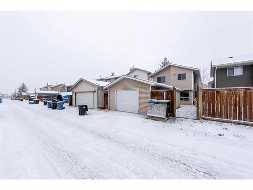 23 Martinwood Court Ne, Calgary, AB - Outdoor