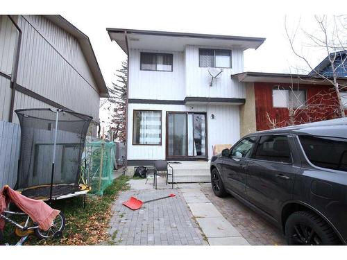 699 Whiteridge Road Ne, Calgary, AB - Outdoor