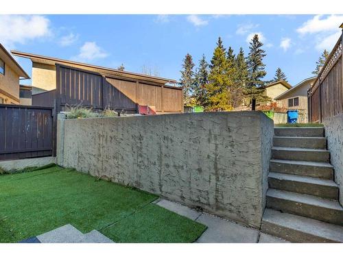 87 Edgehill Drive, Calgary, AB - Outdoor