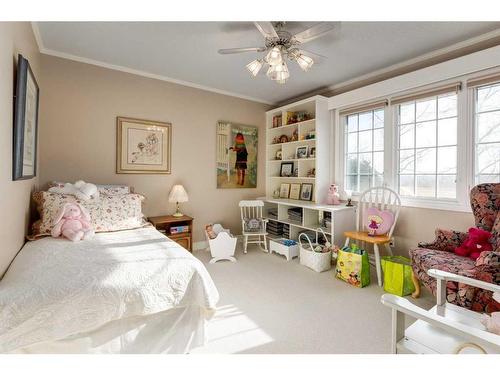 14228 Park Estates Drive Se, Calgary, AB - Indoor Photo Showing Bedroom