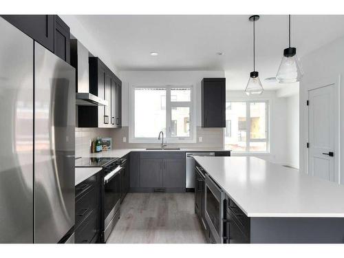 216-85 Sage Hill Heights Nw, Calgary, AB - Indoor Photo Showing Kitchen With Stainless Steel Kitchen With Upgraded Kitchen