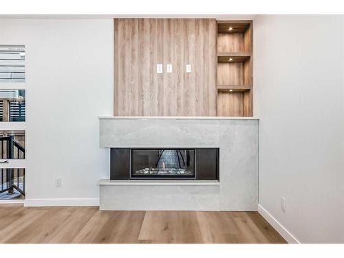 1605 37 Avenue Sw, Calgary, AB - Indoor With Fireplace