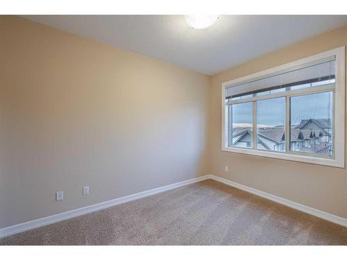 320-117 Copperpond Common Se, Calgary, AB - Indoor Photo Showing Other Room