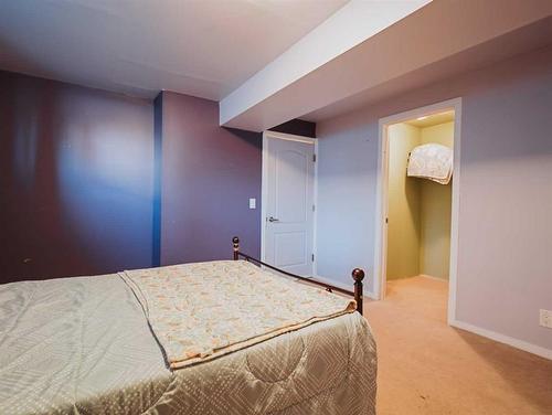 66 Walden Crescent Se, Calgary, AB - Indoor Photo Showing Bedroom