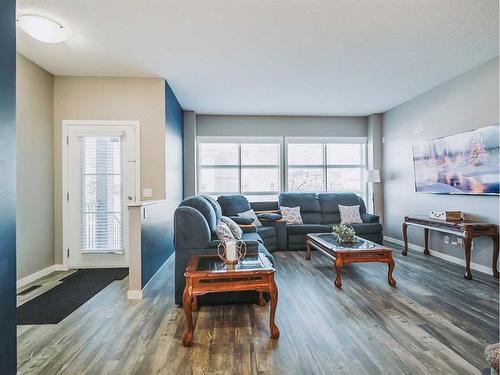 66 Walden Crescent Se, Calgary, AB - Indoor Photo Showing Living Room