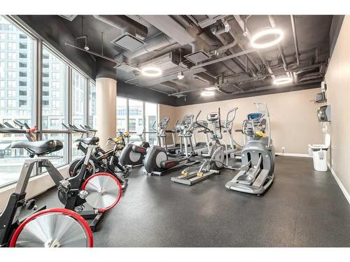 1606-220 12 Avenue Se, Calgary, AB - Indoor Photo Showing Gym Room