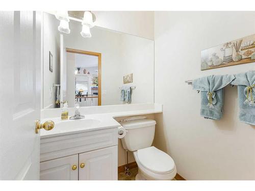 119 Rocky Ridge Villas Nw, Calgary, AB - Indoor Photo Showing Bathroom