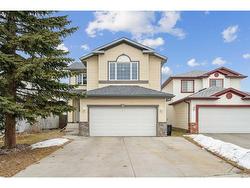 47 Harvest Park Circle NE Calgary, AB T3K 4M8