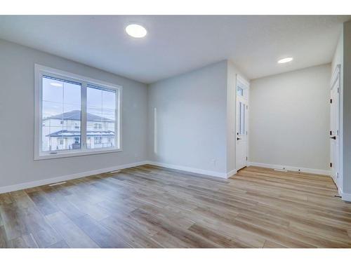 32 Veranda Boulevard Sw, Calgary, AB - Indoor Photo Showing Other Room