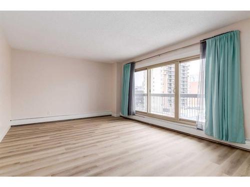 611-1335 12 Avenue Sw, Calgary, AB - Indoor Photo Showing Other Room