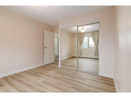 611-1335 12 Avenue Sw, Calgary, AB - Indoor Photo Showing Other Room