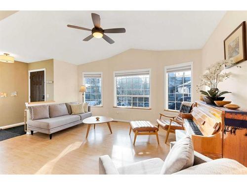 213 Harvest Gold Circle Ne, Calgary, AB - Indoor Photo Showing Living Room