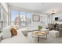 427-955 Mcpherson Road Ne, Calgary, AB  - Indoor Photo Showing Living Room 