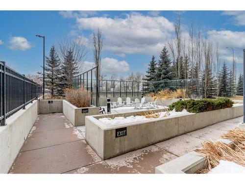 427-955 Mcpherson Road Ne, Calgary, AB - Outdoor