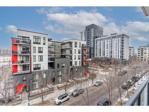 427-955 Mcpherson Road Ne, Calgary, AB - Outdoor With Balcony With Facade