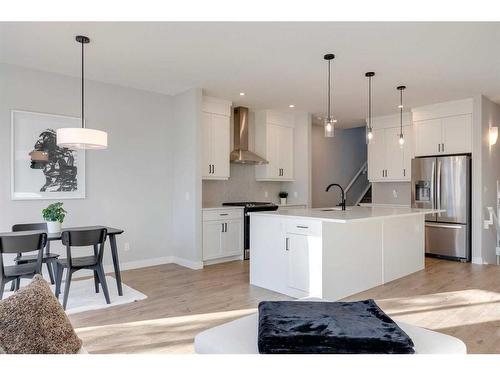 20 Rowley Terrace Nw, Calgary, AB - Indoor Photo Showing Kitchen With Stainless Steel Kitchen With Upgraded Kitchen