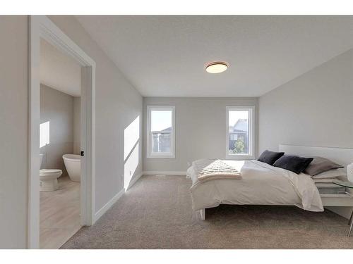 20 Rowley Terrace Nw, Calgary, AB - Indoor Photo Showing Bedroom