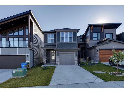 20 Rowley Terrace Nw, Calgary, AB - Outdoor With Facade