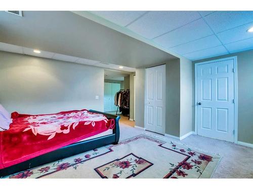 65 Saddleback Road Ne, Calgary, AB - Indoor Photo Showing Bedroom