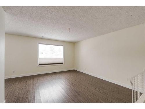 6119 Penedo Way Se, Calgary, AB - Indoor Photo Showing Other Room