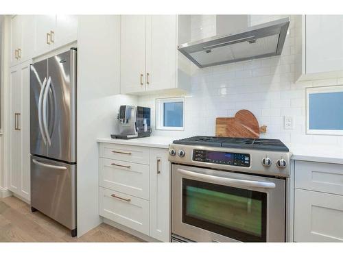 2040 48 Avenue Sw, Calgary, AB - Indoor Photo Showing Kitchen With Stainless Steel Kitchen