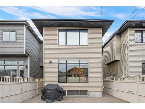 2040 48 Avenue Sw, Calgary, AB - Outdoor With Exterior