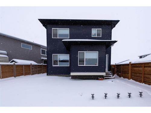 596 Chinook Gate Square, Airdrie, AB - Outdoor