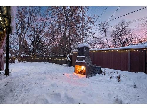 523 42 Avenue Nw, Calgary, AB - Outdoor