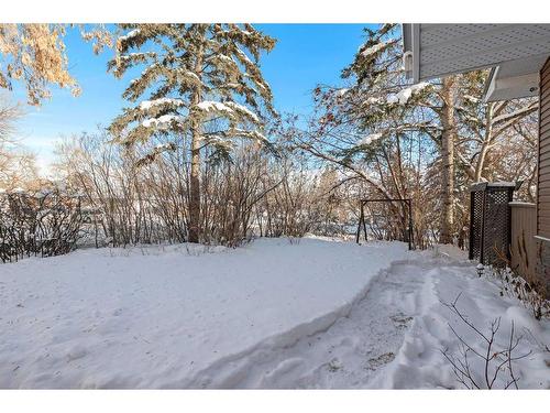 523 42 Avenue Nw, Calgary, AB - Outdoor