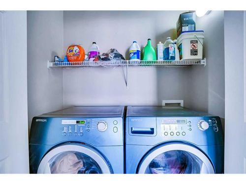 315 Appleglen Place Se, Calgary, AB - Indoor Photo Showing Laundry Room