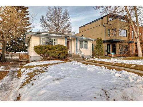 2136 22 Avenue Sw, Calgary, AB - Outdoor