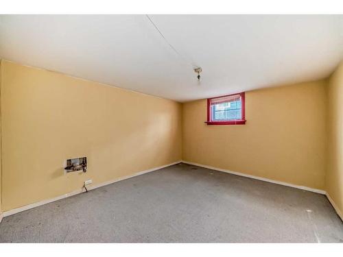 2136 22 Avenue Sw, Calgary, AB - Indoor Photo Showing Other Room