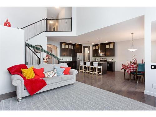 100 Cranridge Crescent Se, Calgary, AB - Indoor Photo Showing Living Room