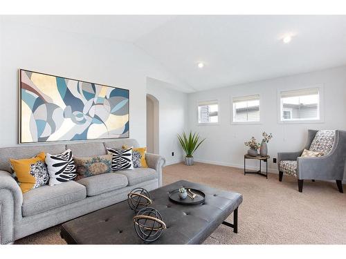 100 Cranridge Crescent Se, Calgary, AB - Indoor Photo Showing Living Room