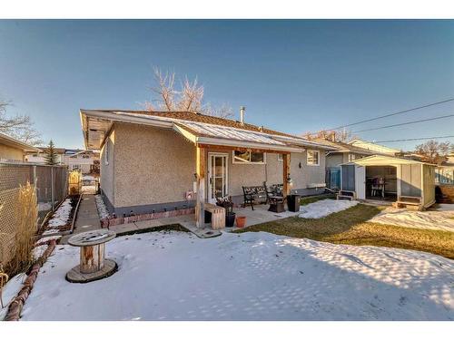 320 44 Street Se, Calgary, AB - Outdoor