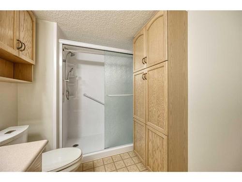 101-2101 Hawksbrow Point Nw, Calgary, AB - Indoor