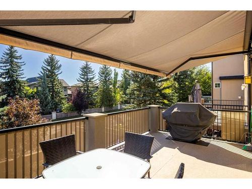 31 Aspen Meadows Green Sw, Calgary, AB - Outdoor With Deck Patio Veranda With Exterior