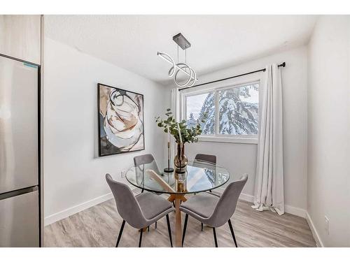 6-4503 75 Street Nw, Calgary, AB - Indoor Photo Showing Dining Room