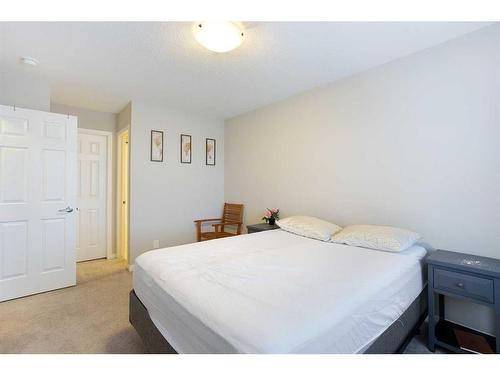 147 Cityscape Row Ne, Calgary, AB - Indoor Photo Showing Bedroom