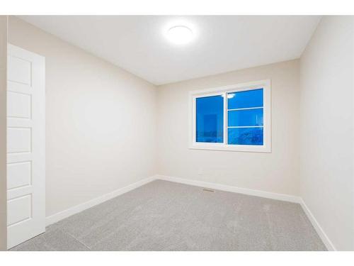 1199 Lanark Boulevard, Airdrie, AB - Indoor Photo Showing Other Room