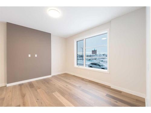 1199 Lanark Boulevard, Airdrie, AB - Indoor Photo Showing Other Room