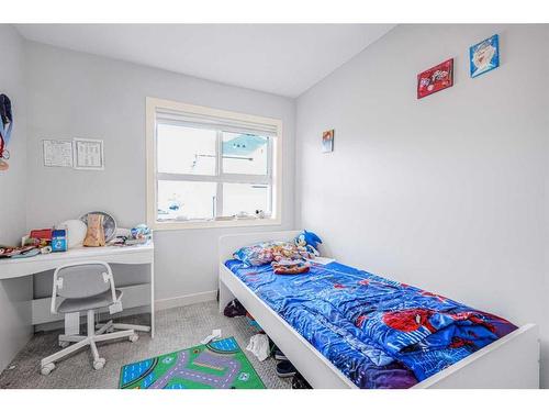 507-355 Nolancrest Heights Nw, Calgary, AB - Indoor Photo Showing Bedroom