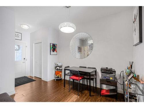 507-355 Nolancrest Heights Nw, Calgary, AB - Indoor Photo Showing Dining Room