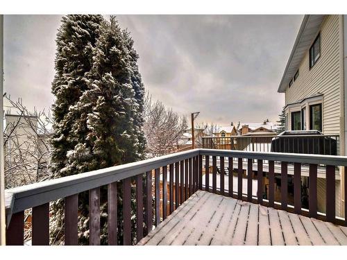 70 Sierra Vista Circle Sw, Calgary, AB - Outdoor With Exterior