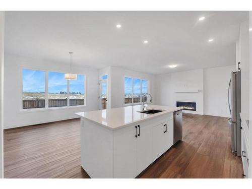 242 Baneberry Way Sw, Airdrie, AB - Indoor Photo Showing Kitchen