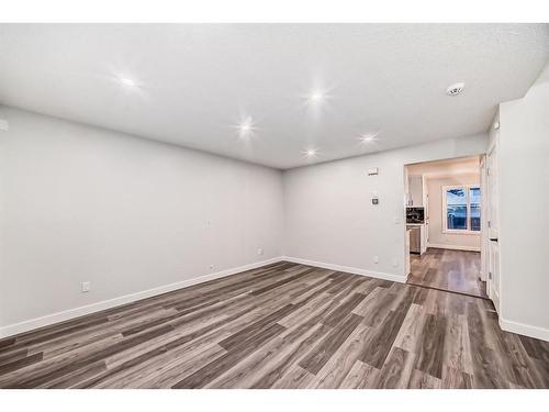 209 Evansmeade Close Nw, Calgary, AB - Indoor