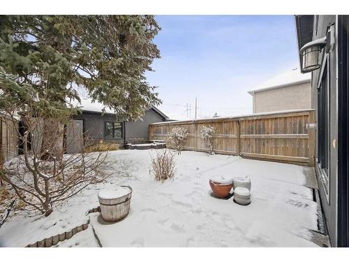 538 53 Avenue Sw, Calgary, AB - Outdoor