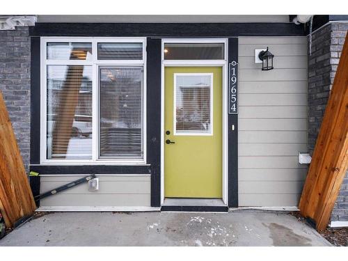 19654 42 Street Se, Calgary, AB - Outdoor With Exterior