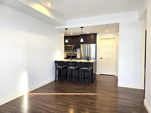 19654 42 Street Se, Calgary, AB - Indoor Photo Showing Kitchen