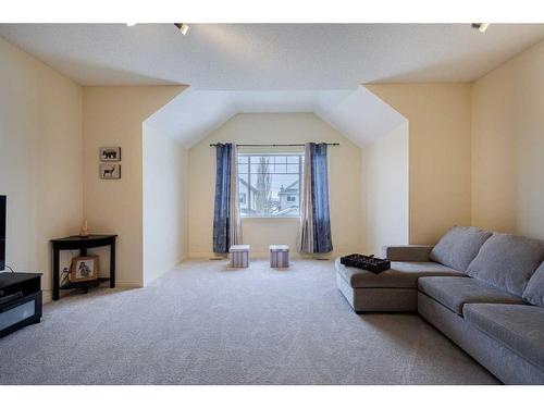 66 Tuscany Ridge Close Nw, Calgary, AB - Indoor Photo Showing Other Room